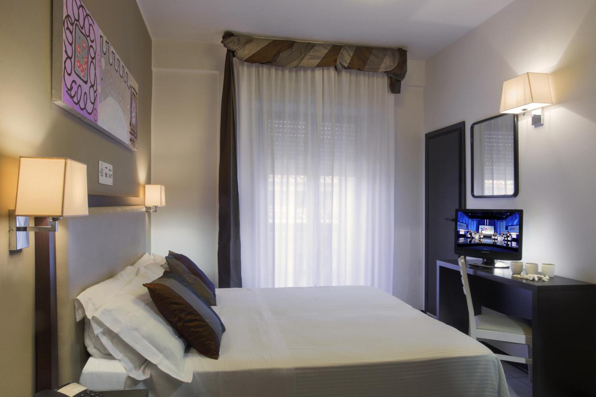 Hotel Ambassador Riccione Cameră foto