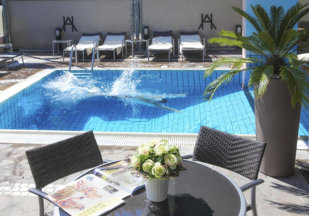 Hotel Ambassador Riccione Exterior foto